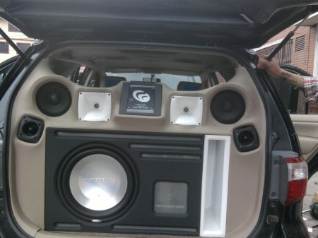 MONTAJE DE SONIDO TOYOTA FORTUNER.