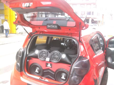 CAJA ACÚSTICA 2 SUBWOOFER JL SPARK GT.