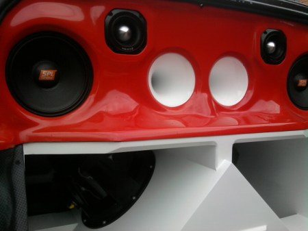 MONTAJE DE SONIDO TOYOTA SUMO.