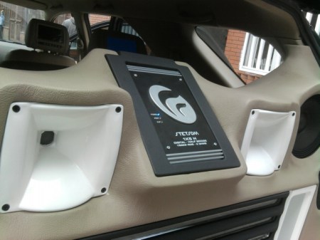 SONIDO DE CARRO TOYOTA FORTUNER.