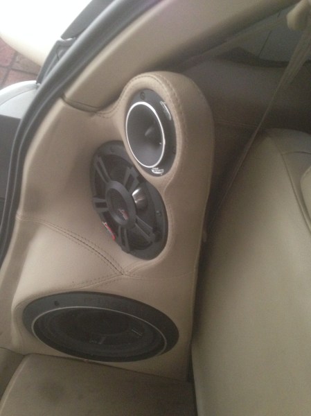 TOYOTA FORTUNER FIBRA LATERALES