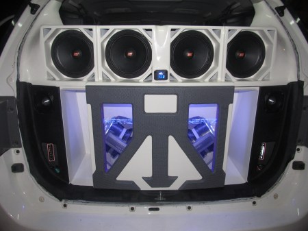 MONTAJES EN FIBRA DE VIDRIO, Bandejas de sonido en fibra de vidrio, Cajas Acústicas tipo Turbo, Caja de sonido para automóviles, Radios de Usb, Mp3, Pantalla Dvd, Aux, Cabeceros de Monitor, Espejos de Retrovisor con pantalla, Alarmas Con GPS tracker, Bloqueo electrónico de encendido de motor.