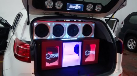 MONTAJE DE SONIDO HYUNDAI I35.